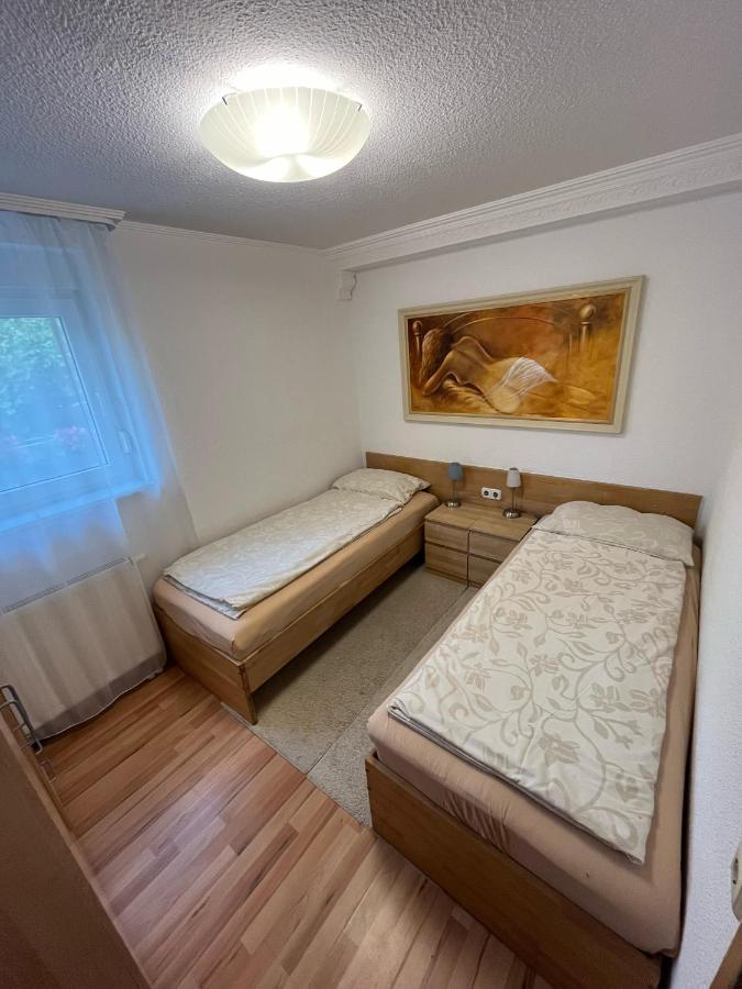 פורצהיים Ruhige Geraeumige Wohnung מראה חיצוני תמונה